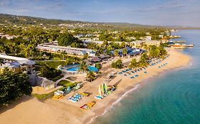 Jewel Runaway Bay Beach & Golf Resort All Inclusive